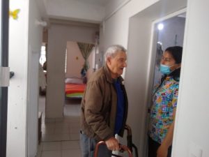 cuidado de abuelitos en Bogotá